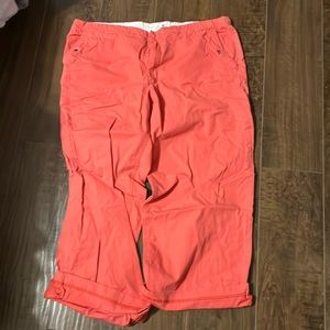 JCrew capri’s size L